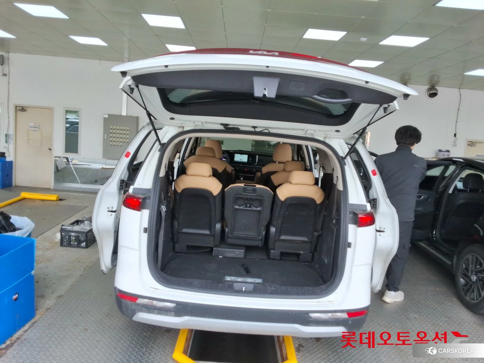 Kia Carnival id 3875727 из Кореи 30