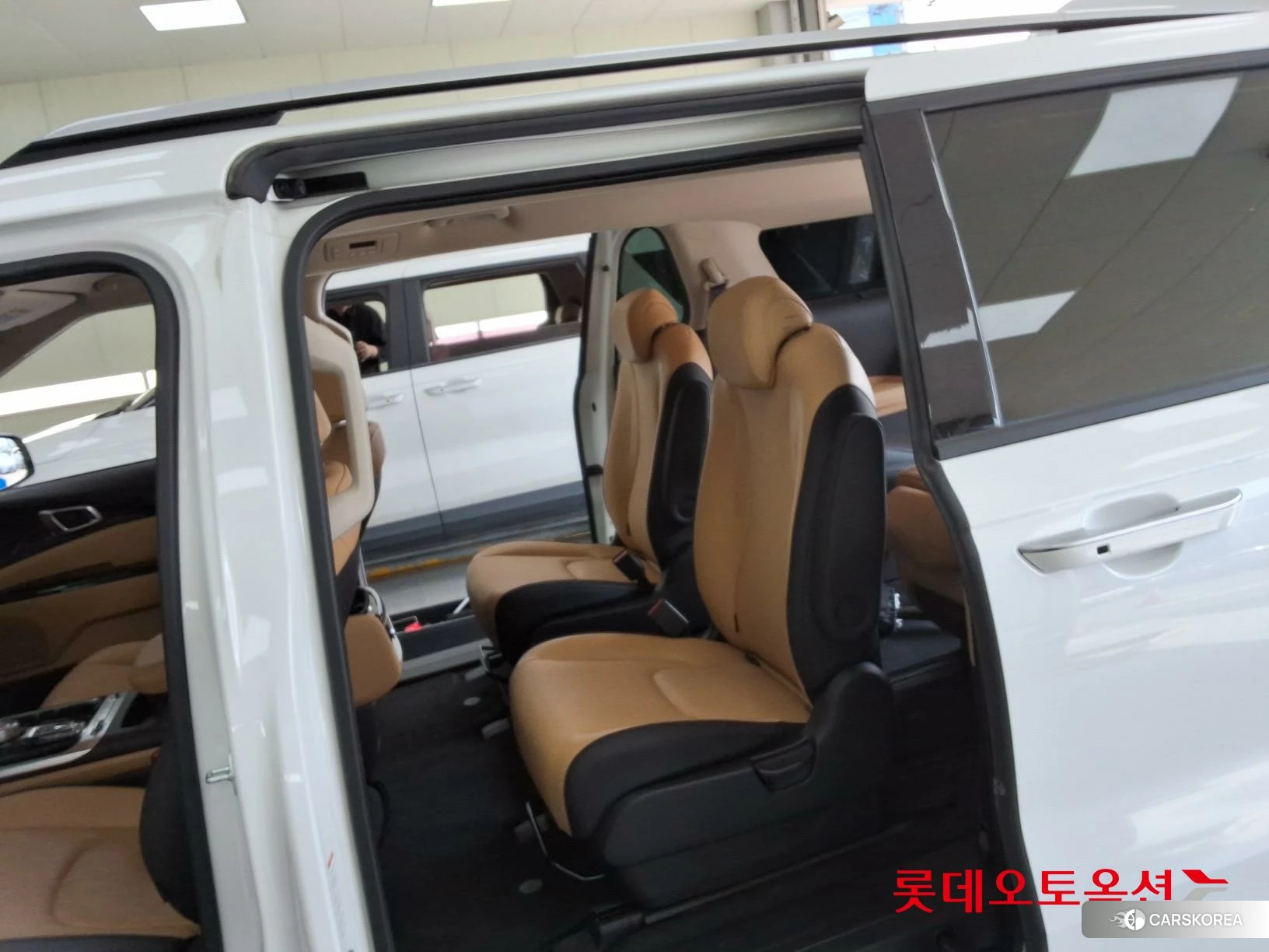 Kia Carnival id 3882126 из Кореи 30