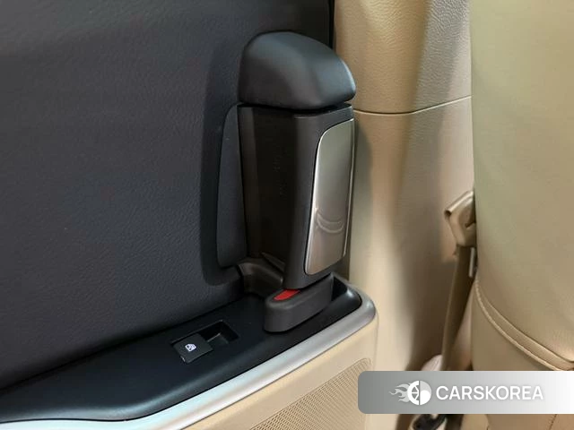 Buick GL8 id 4208325 из Китая 30