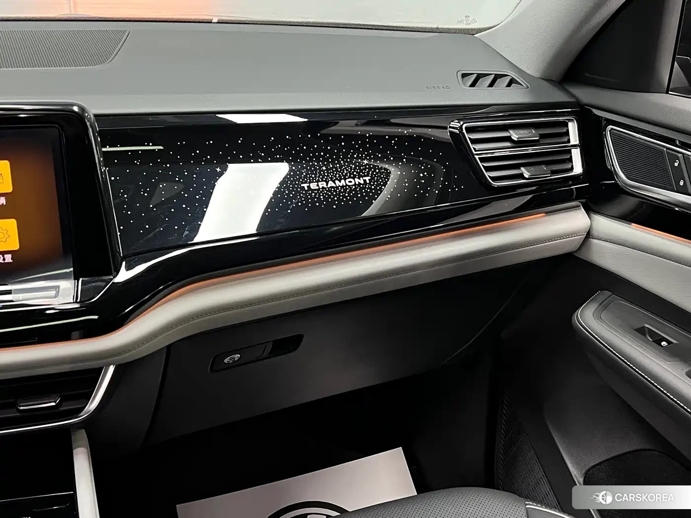 Volkswagen Touareg id 4644427 из Китая 30