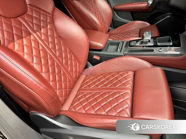 Audi Q5L Sportback id 4210846 из Китая 30