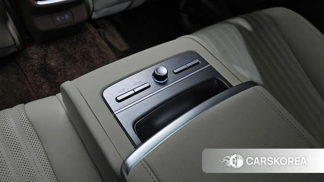 Hyundai Grandeur Hybrid (GN7) id 4640229 из Кореи 30