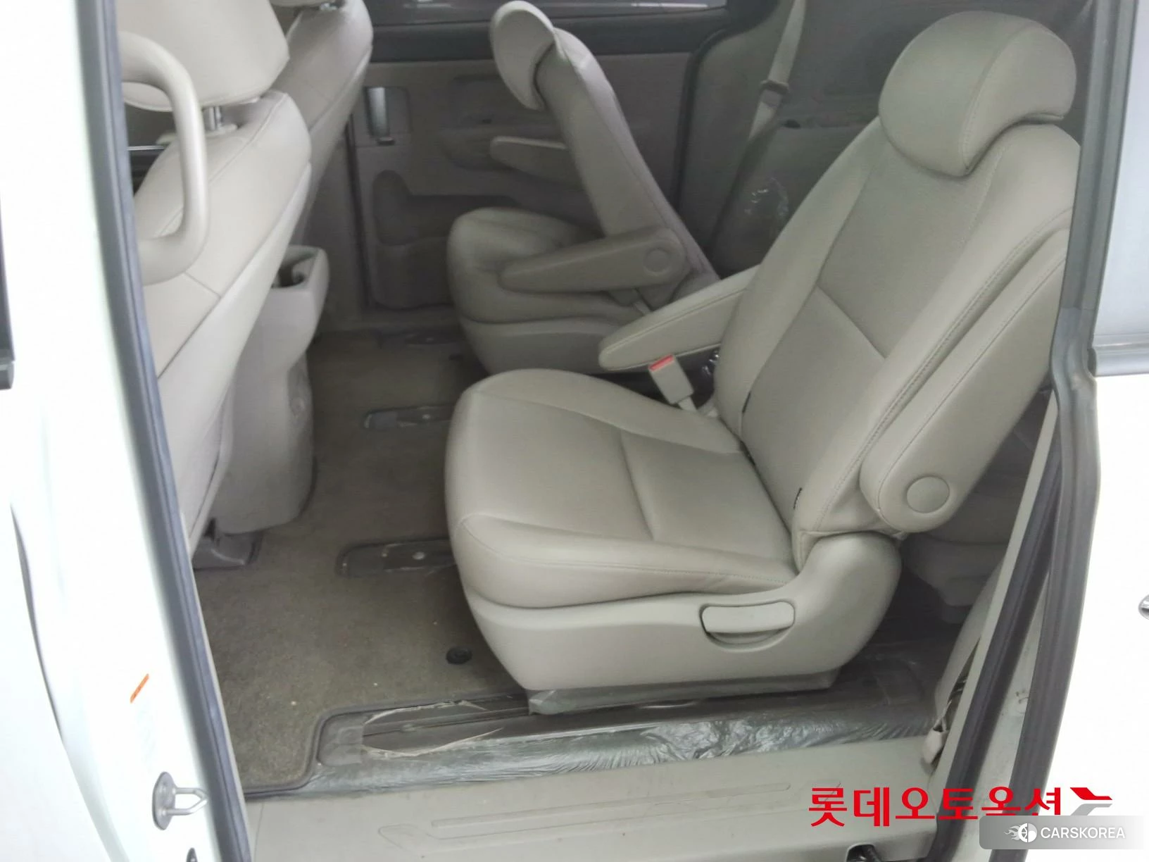 Kia Carnival id 3875740 из Кореи 30