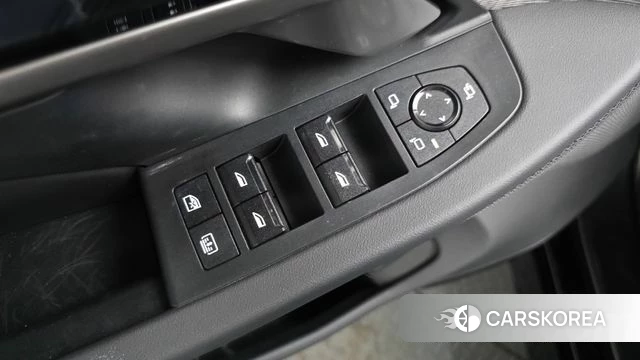 BMW 5 Series (G60) id 4847373 из Кореи 30