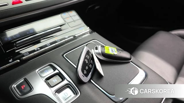 Hyundai The New Grandeur IG id 4671038 из Кореи 30