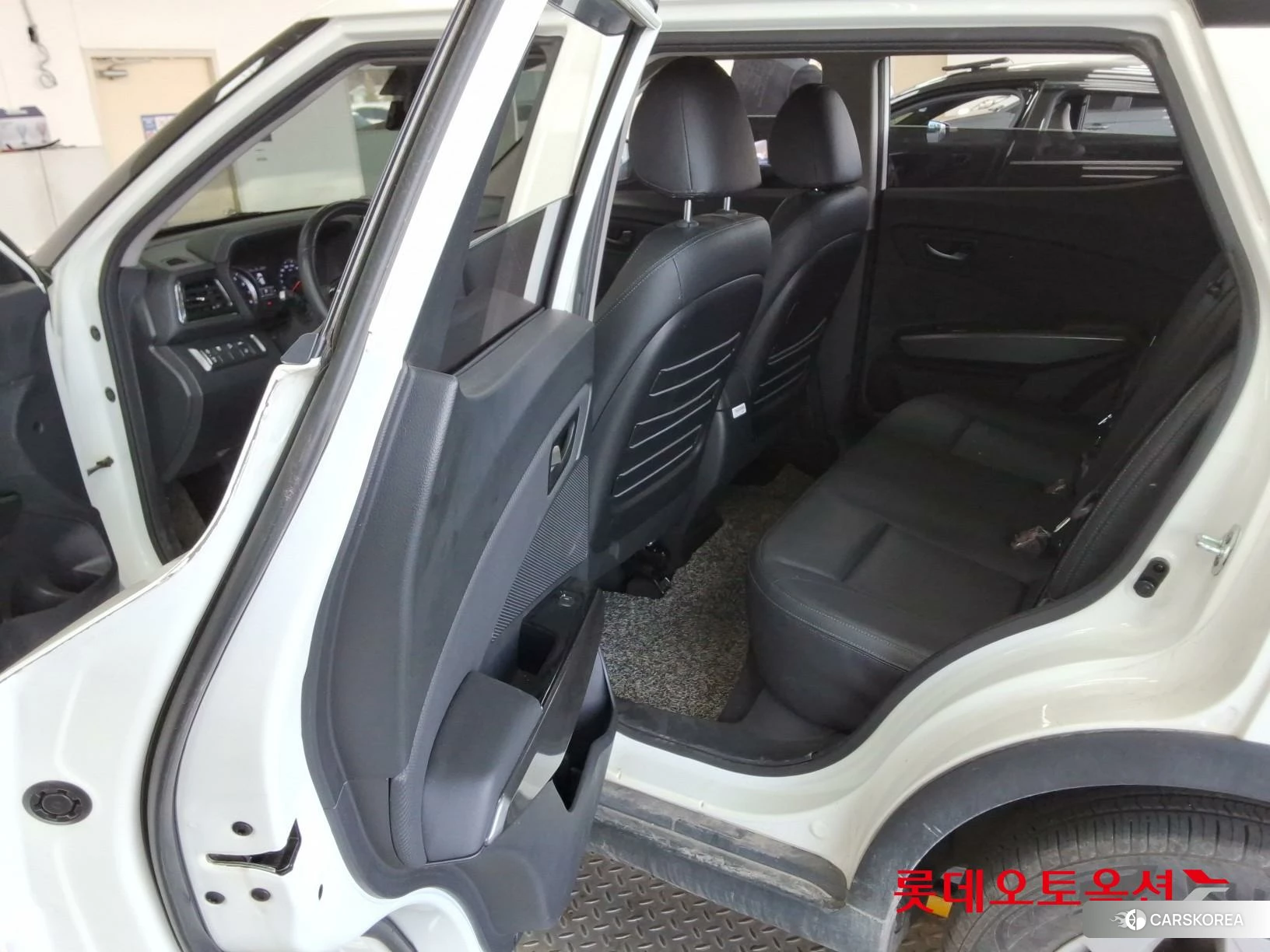 SsangYong Tivoli id 3882201 из Кореи 30