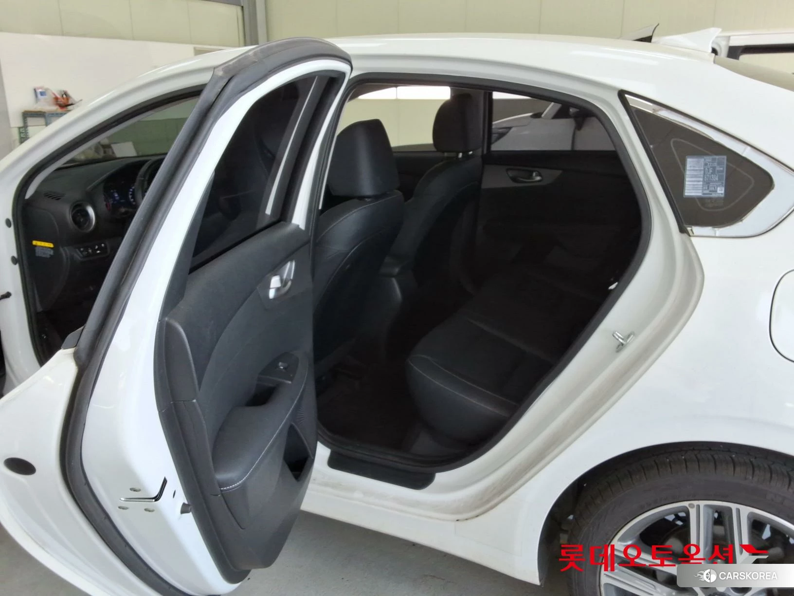 Kia K3 id 4289432 из Кореи 30