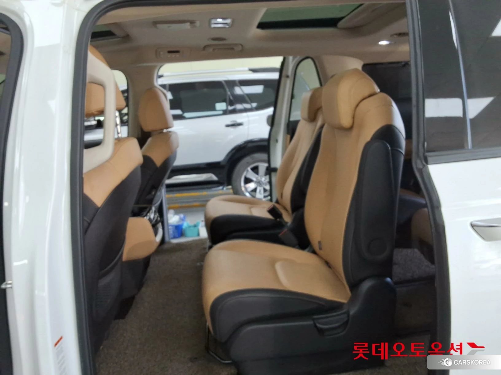 Kia Carnival id 4902338 из Кореи 30