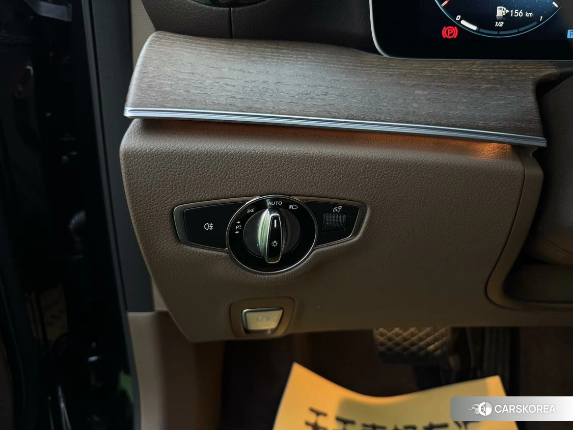 Mercedes-Benz E-class id 4453032 из Китая 30