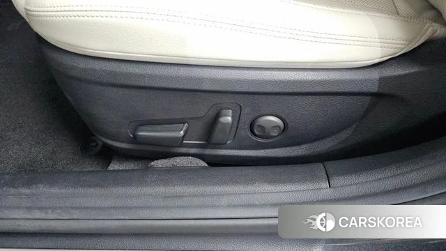 Hyundai The New Grandeur IG id 4330737 из Кореи 30