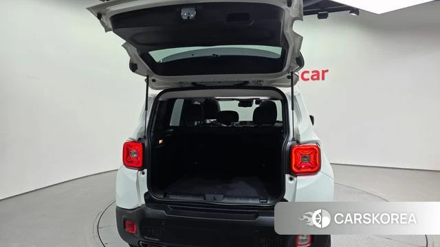 Jeep Renegade id 4894988 из Кореи 30