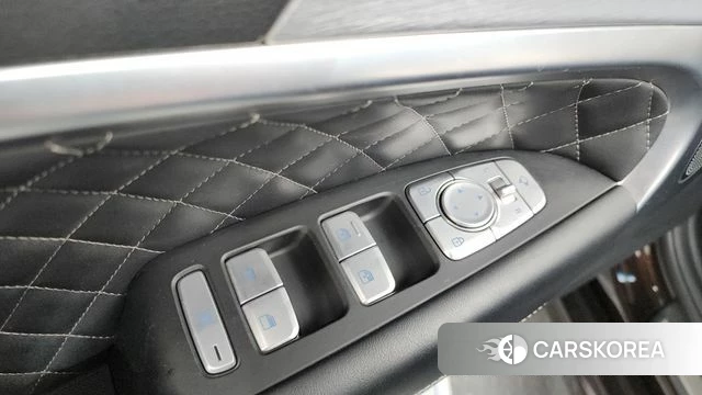 Genesis G70 id 4251416 из Кореи 30