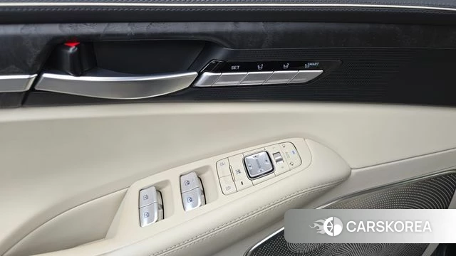 Genesis G90 id 4594980 из Кореи 30