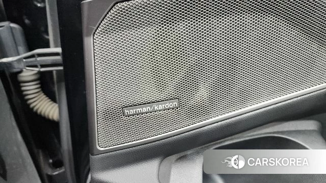 BMW 3 Series (G20) id 4283793 из Кореи 30