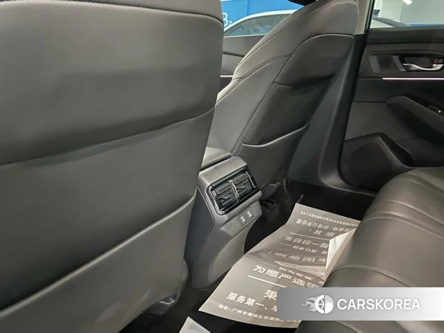 Honda Accord id 4328751 из Китая 30
