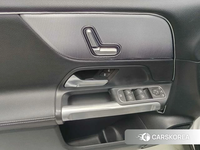 Mercedes-Benz GLB id 4314487 из Китая 30