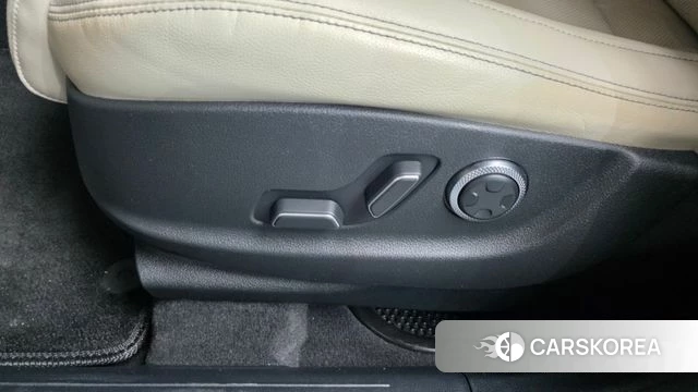 Genesis GV70 id 4186422 из Кореи 30