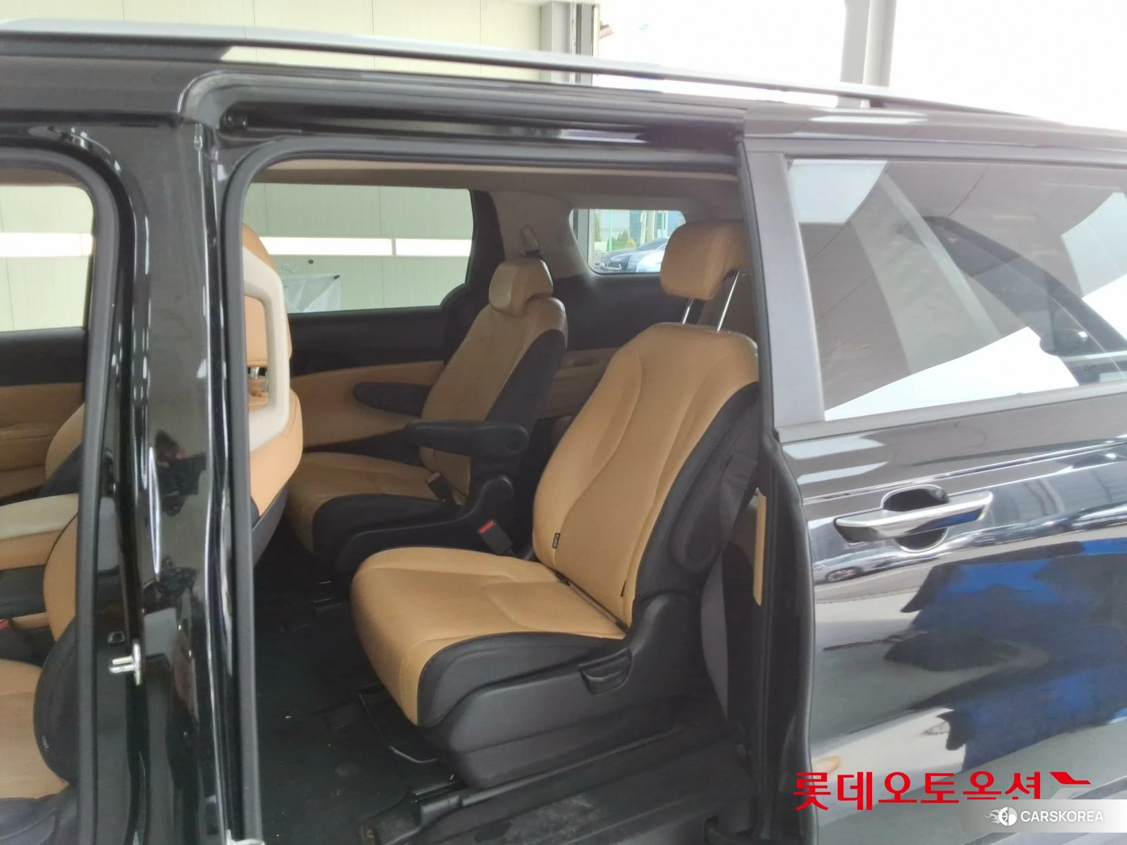 Kia Carnival id 3888413 из Кореи 30