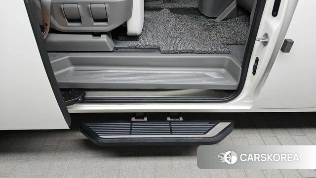 Hyundai Staria id 4898911 из Кореи 30