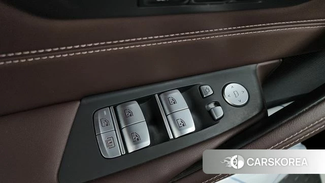 BMW 5 Series (G30) id 4428152 из Кореи 30