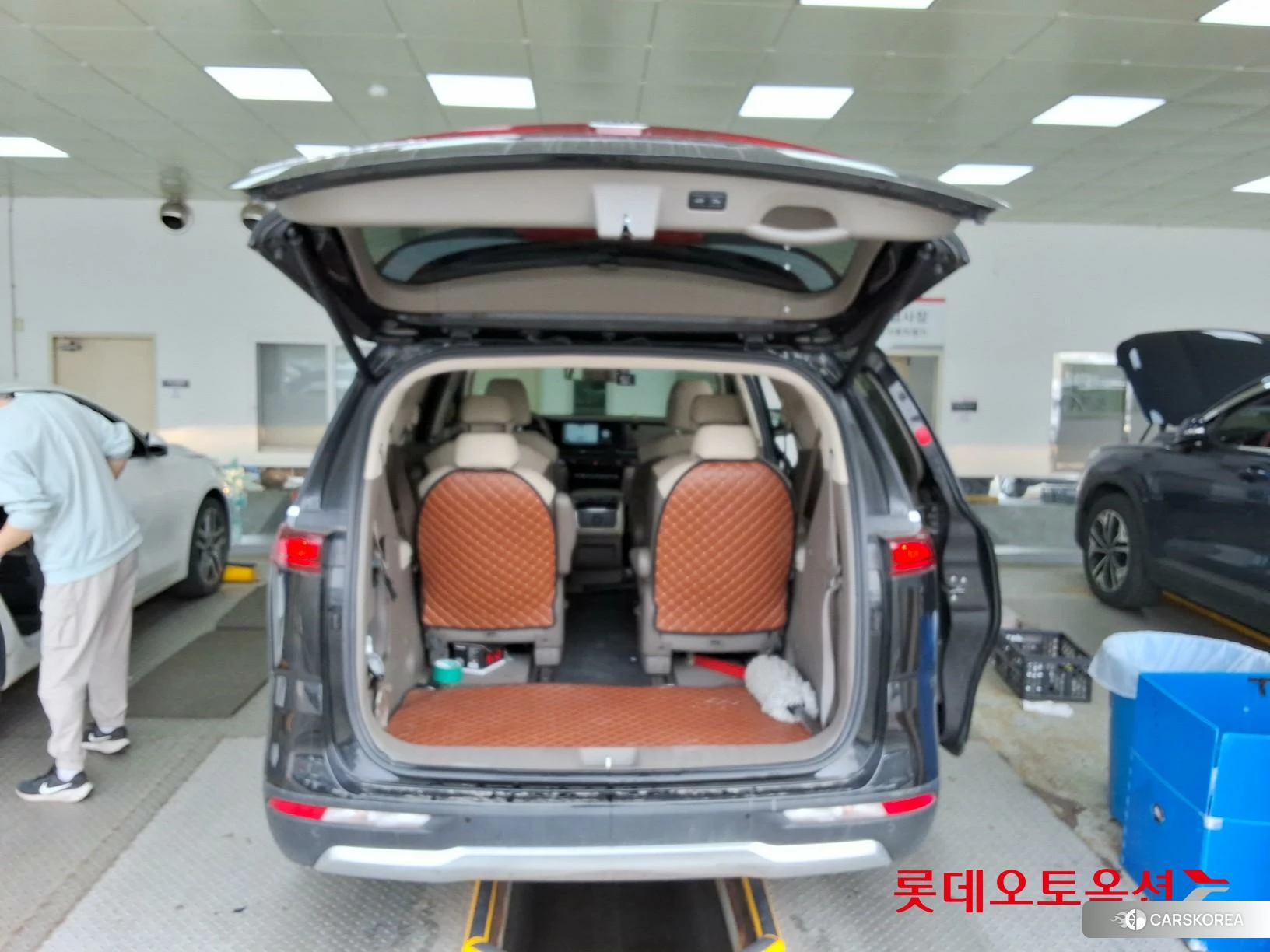 Kia Carnival id 3888387 из Кореи 30