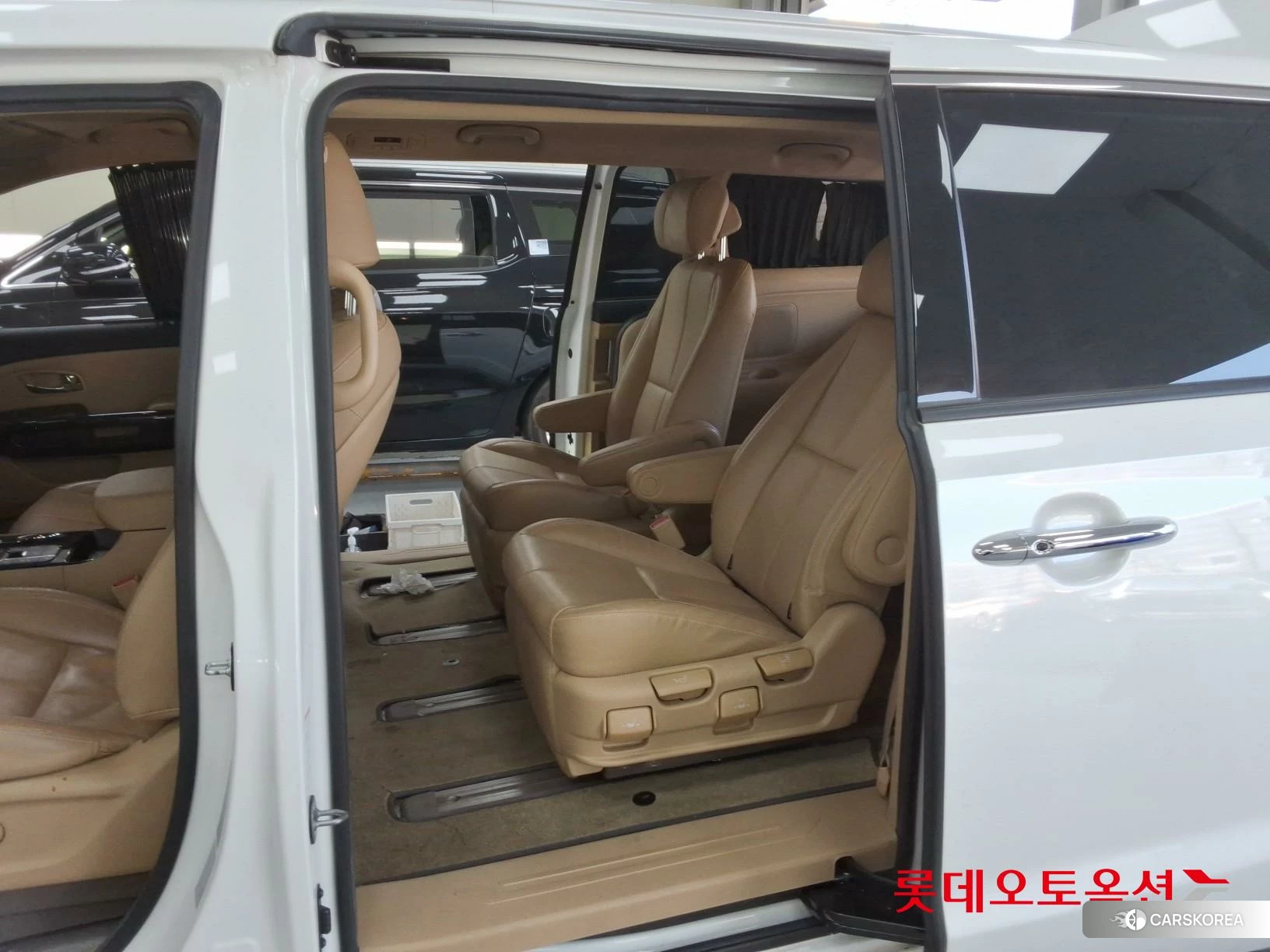 Kia Carnival Limousine id 3882142 из Кореи 30