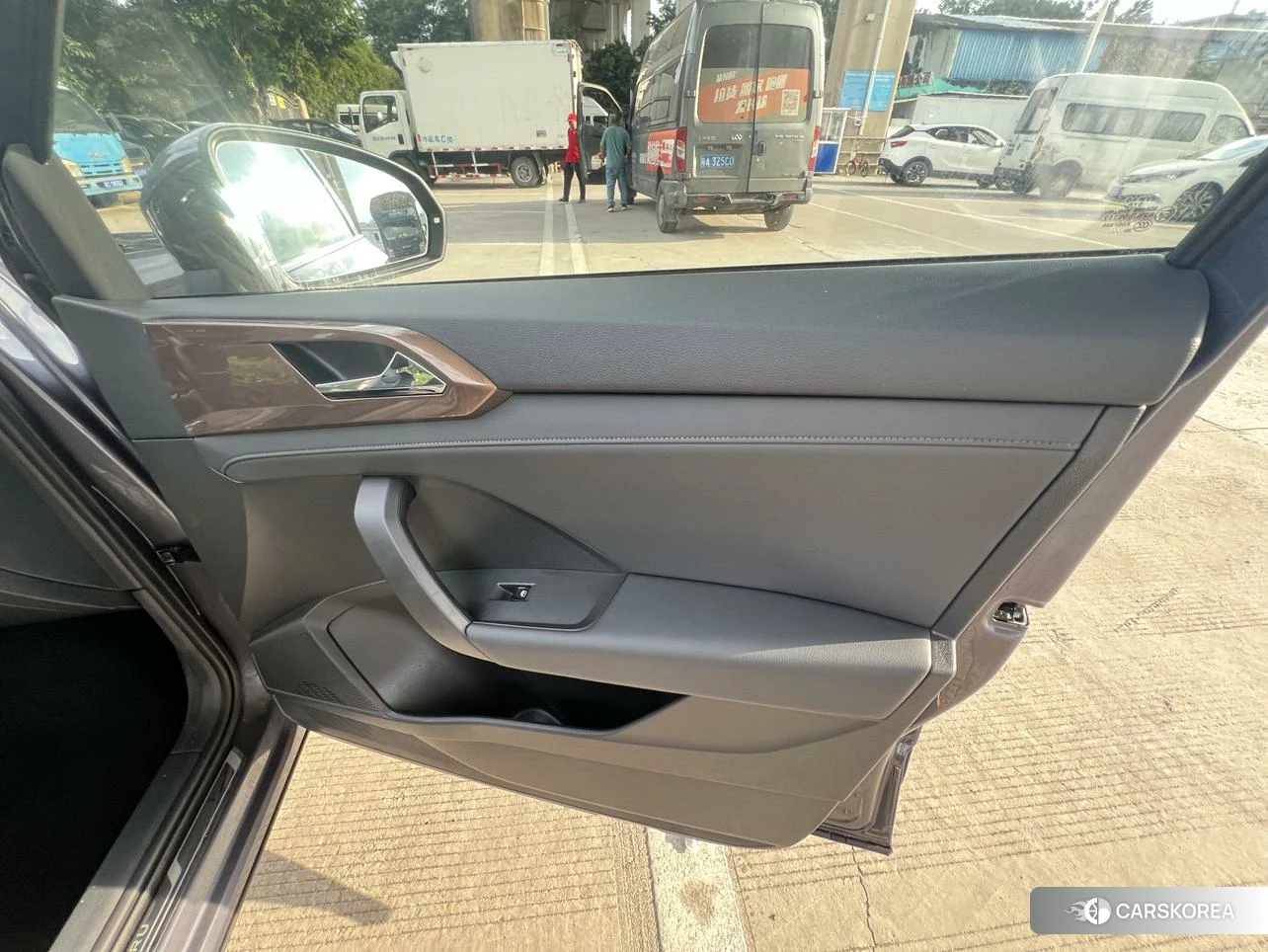 Volkswagen Tuyue id 4467927 из Китая 30