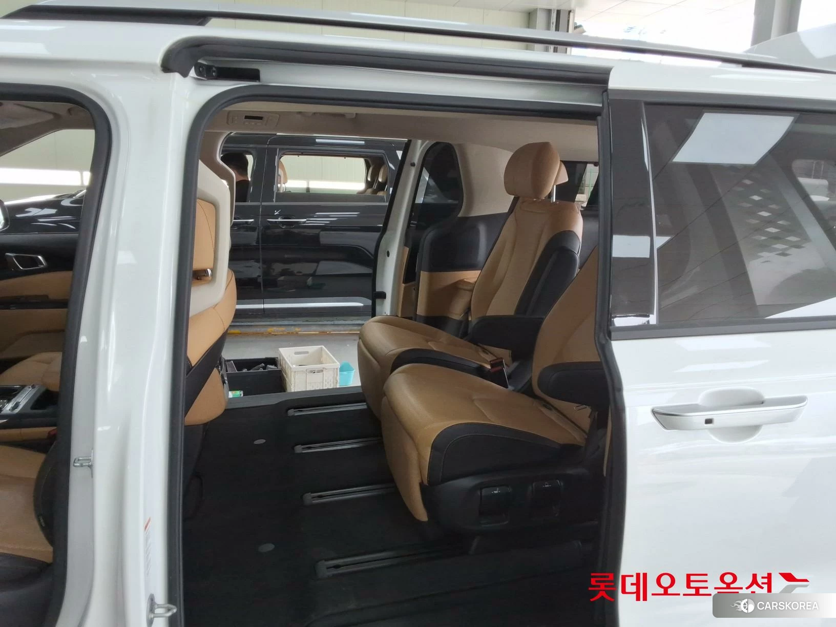 Kia Carnival Limousine id 3888376 из Кореи 30