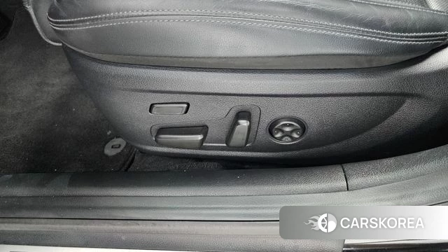 Hyundai The New Grandeur IG id 4397112 из Кореи 30