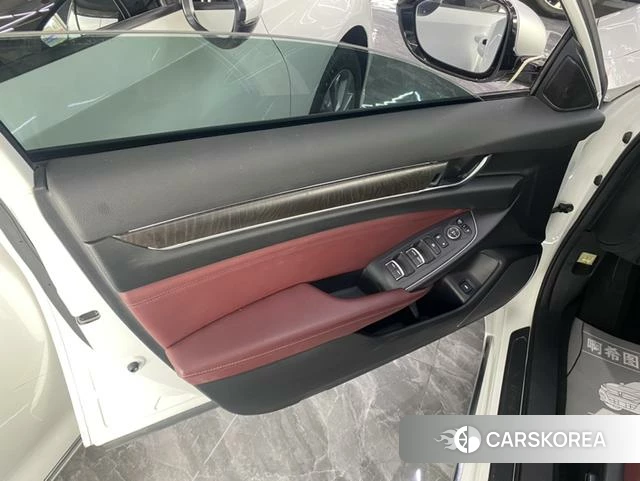 Honda Yingshipai id 4307783 из Китая 30