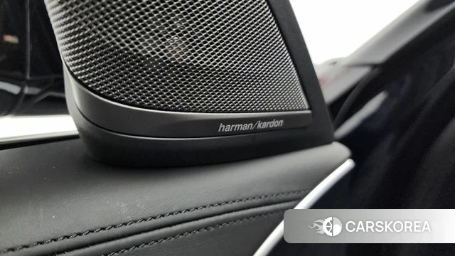 BMW 5 Series (G30) id 4224924 из Кореи 30