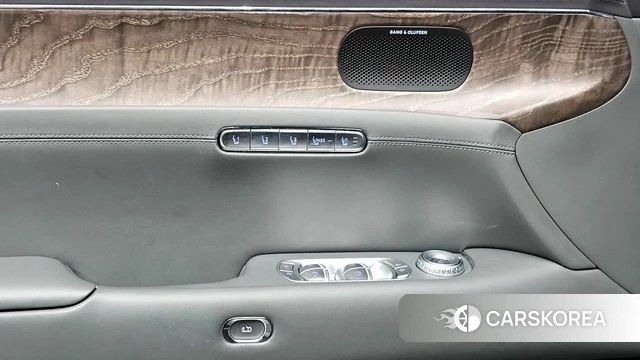 Genesis G90 (RS4) id 4725780 из Кореи 30
