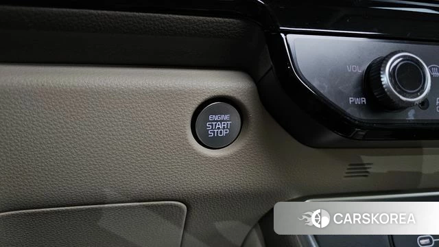 Kia The New Carnival 4th Generation id 4516271 из Кореи 30