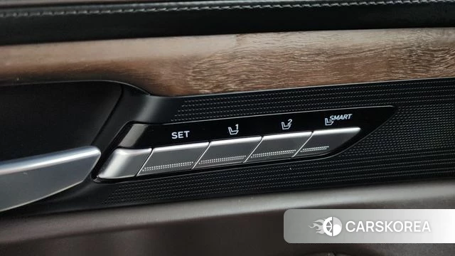 Genesis G90 id 4445559 из Кореи 30
