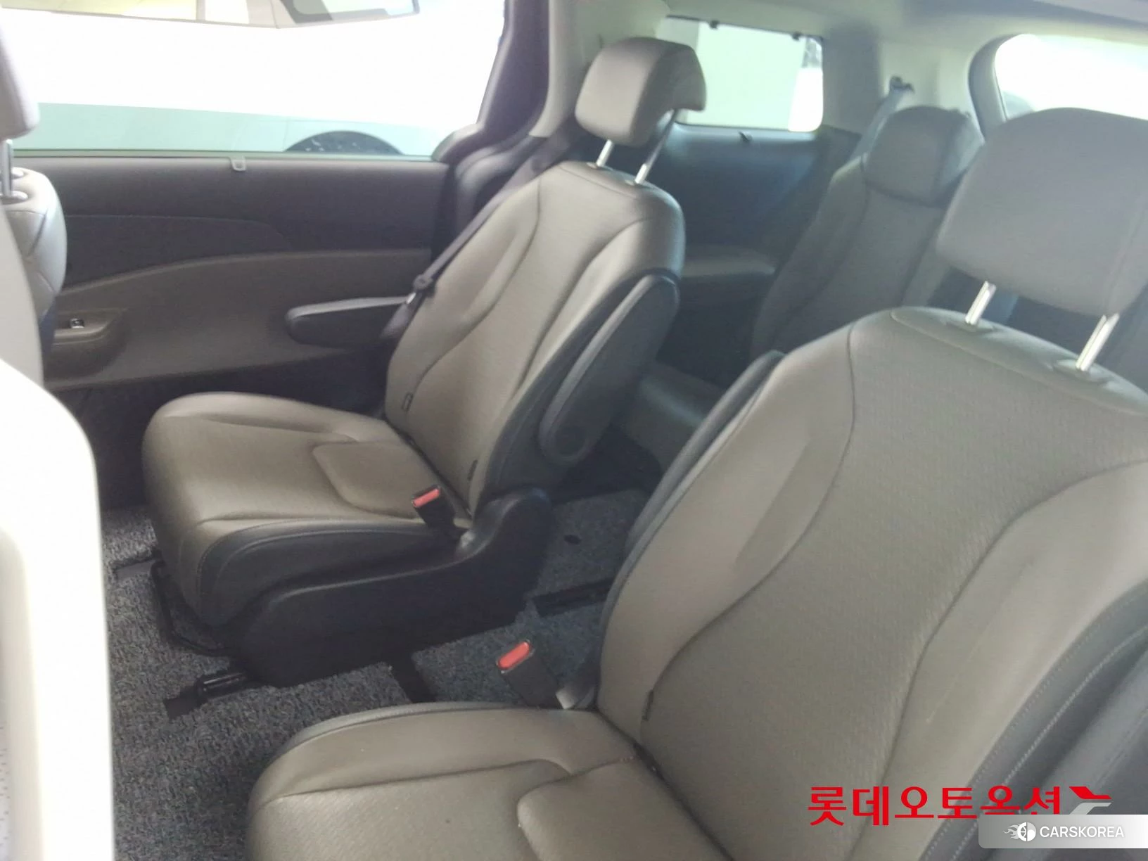 Kia Carnival Hybrid id 4679362 из Кореи 30