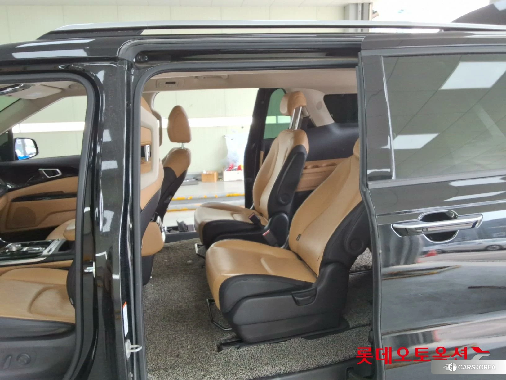 Kia Carnival id 3888402 из Кореи 30