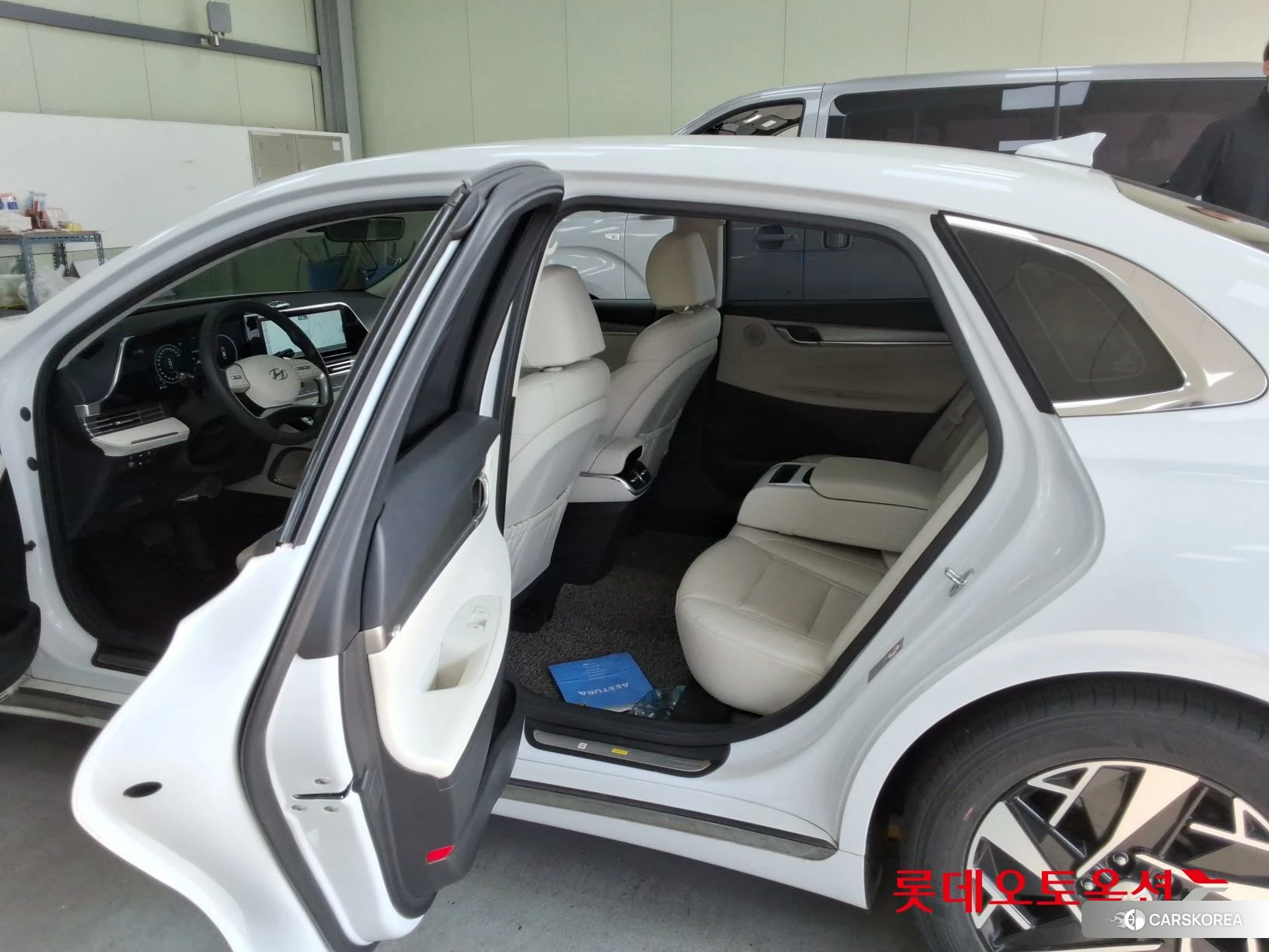 Hyundai Grandeur Hybrid id 3882009 из Кореи 30