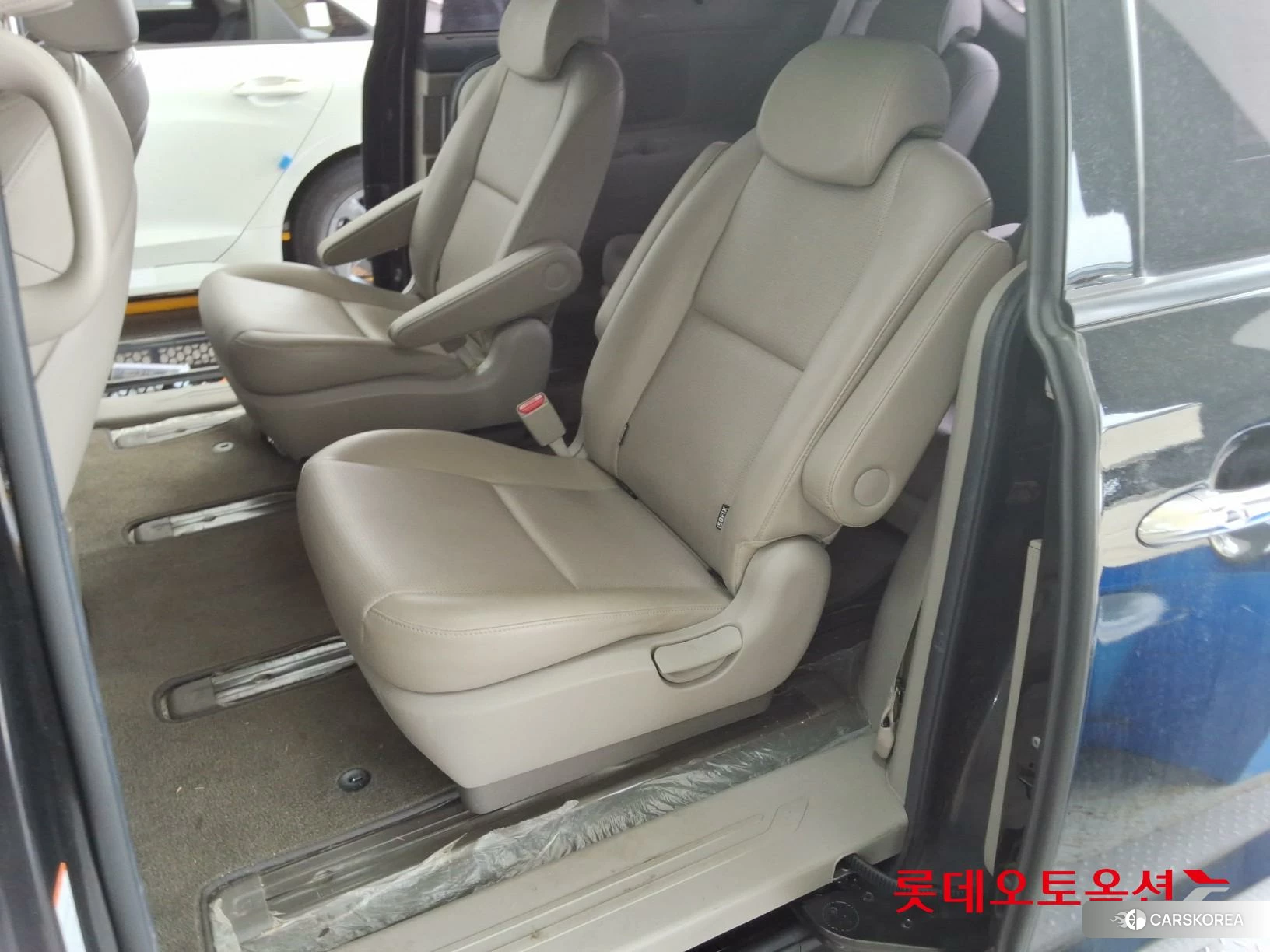 Kia Carnival id 4347383 из Кореи 30