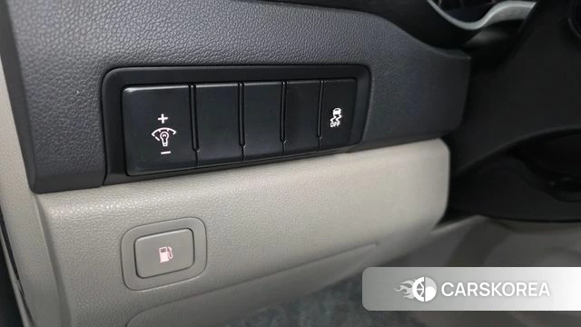 Kia The New Carnival id 4284511 из Кореи 30