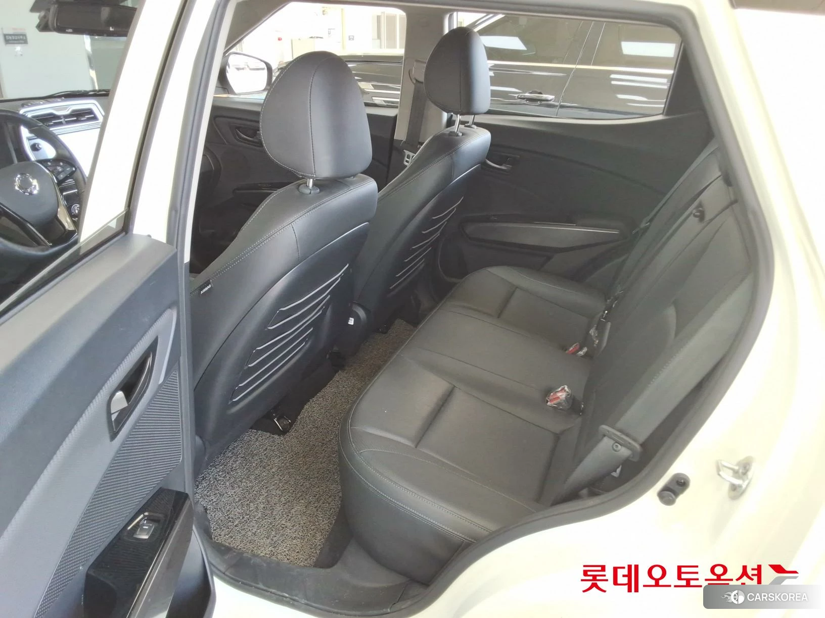 SsangYong Tivoli id 4289661 из Кореи 30