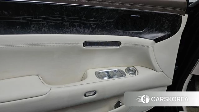 Genesis G90 (RS4) id 4309254 из Кореи 30