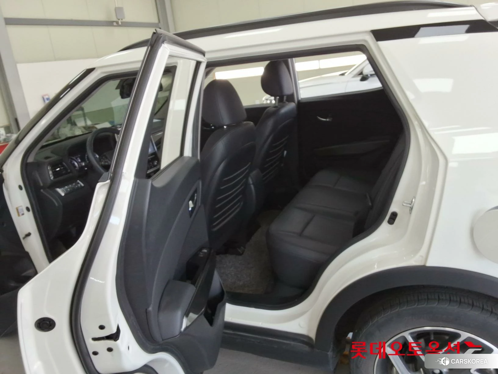 SsangYong Tivoli id 3882194 из Кореи 30