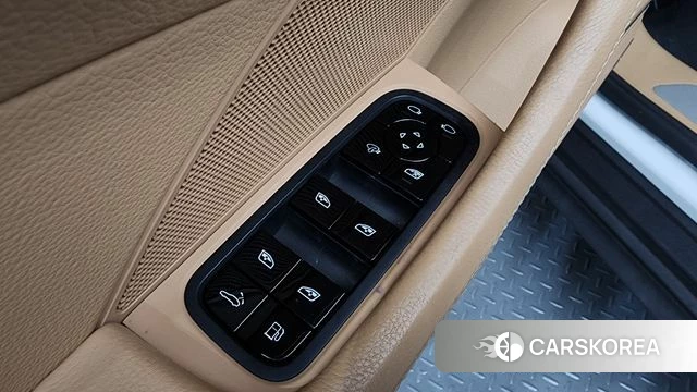 Porsche Panamera (971) id 4403461 из Кореи 30