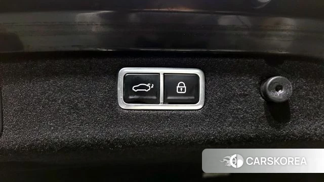 Genesis The New G70 id 4195000 из Кореи 30