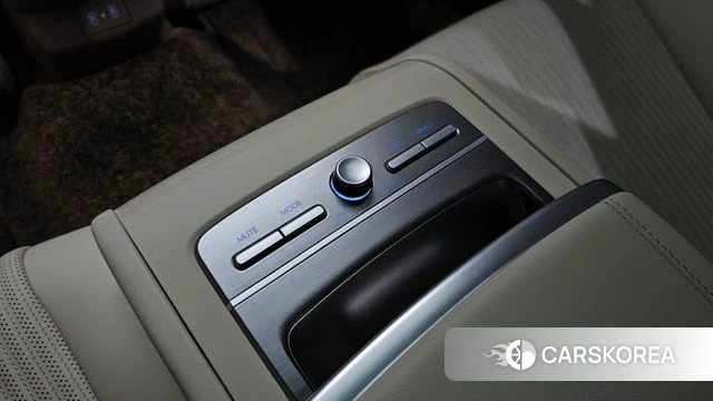 Hyundai Grandeur Hybrid (GN7) id 4590955 из Кореи 30