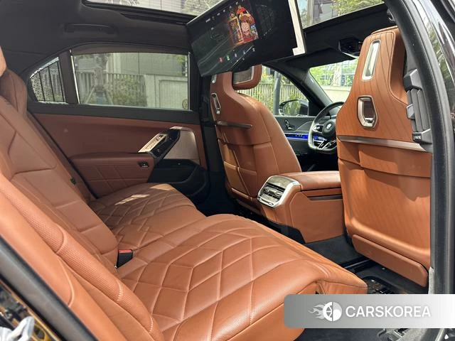 BMW 7 series id 4271780 из Китая 30