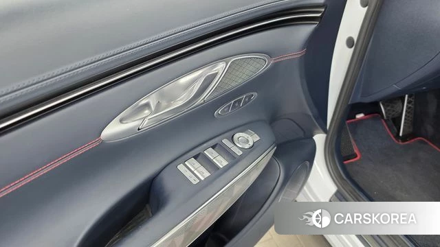 Genesis GV70 id 4202169 из Кореи 30