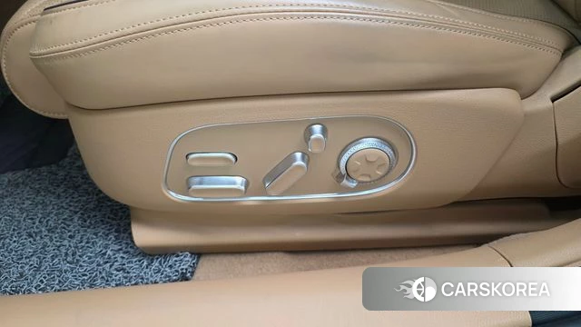 Genesis G90 (RS4) id 4880263 из Кореи 30