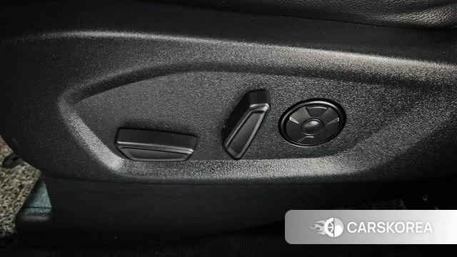 Ford Explorer id 4551642 из Кореи 30