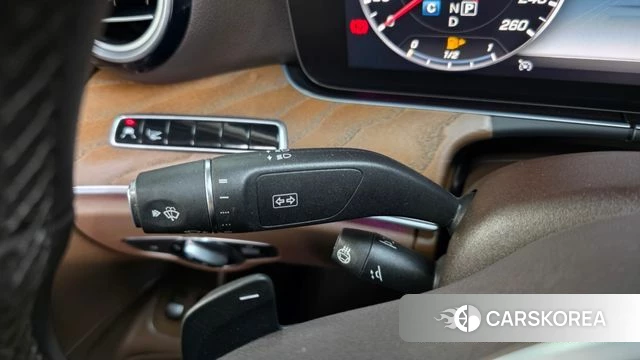 Mercedes-Benz E-Class W213 id 4604839 из Кореи 30